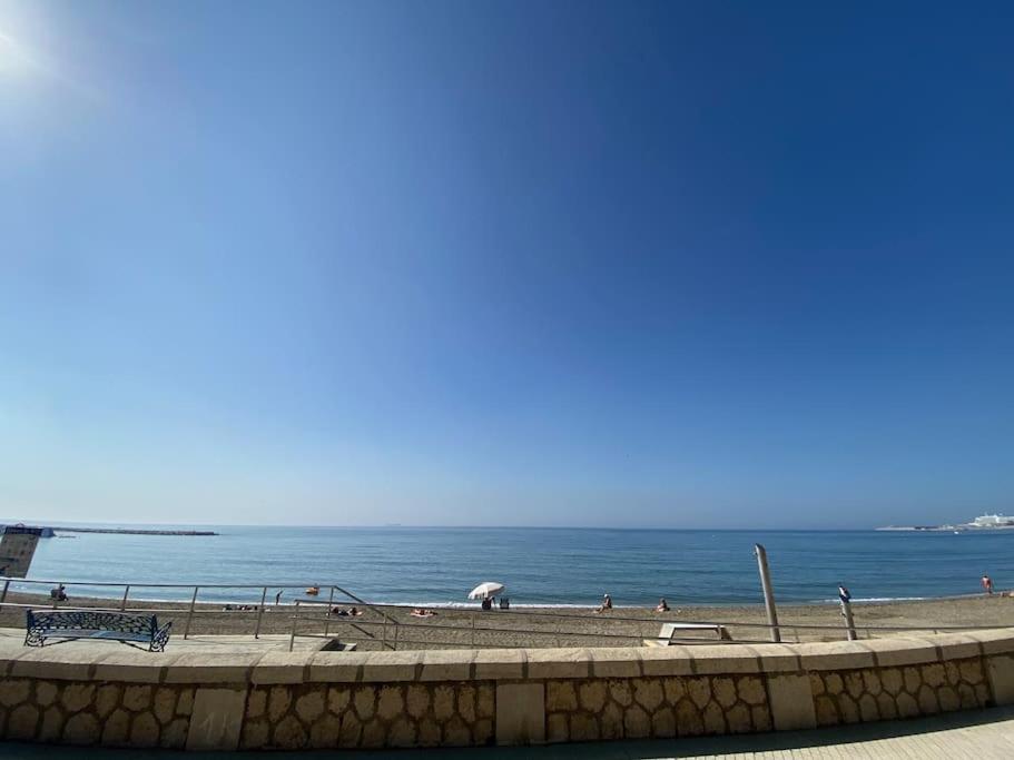 Exclusivo Bajo Frente Al Mar - Playa La Caleta Apartment Malaga Exterior photo